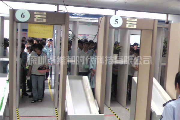 名碩電腦集團采用5臺進口安檢門[圖文]