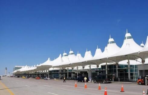 金屬探測門廠家為你解答車站為什么要進行安檢程序？