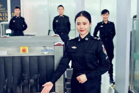 安檢過程中金屬探測器是怎么查出攜帶槍支刀具的?.jpg 安檢過程中金屬探測器是怎么查出攜帶槍支刀具的?.jpg