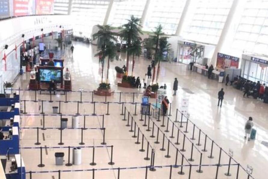 襄陽(yáng)機(jī)場(chǎng)加強(qiáng)安檢門(mén)通道工作培訓(xùn)，提升安檢質(zhì)量和形象[圖]