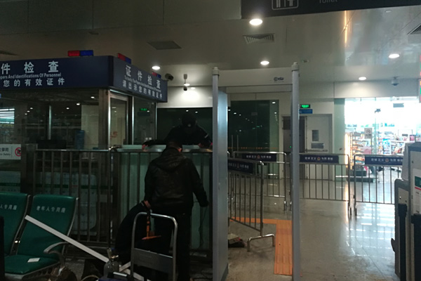 金屬探測安檢門市場價格是多少錢一臺？-3.jpg